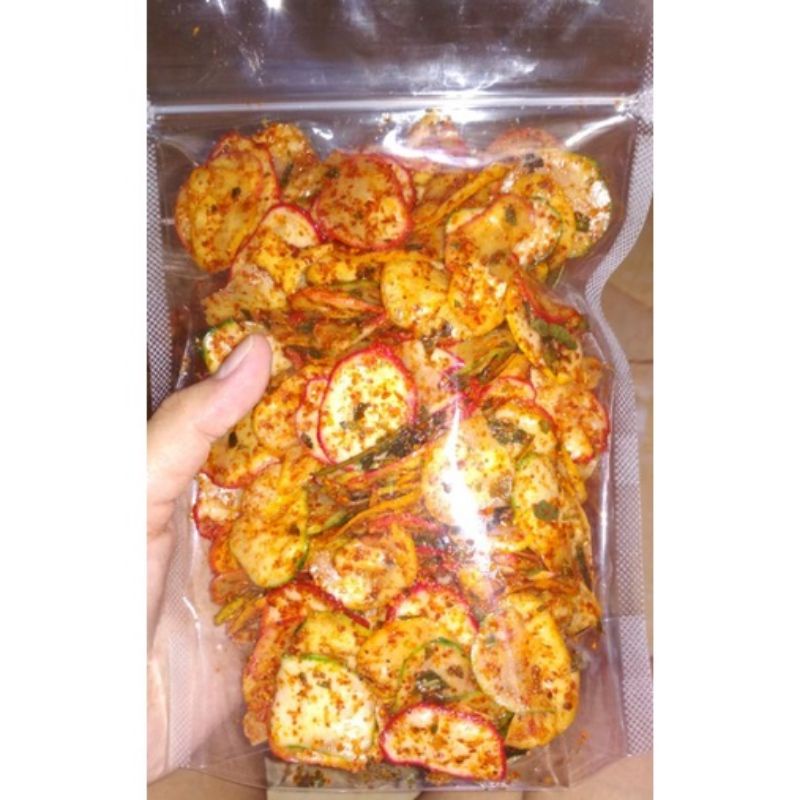

Seblak krupuk bawang extra pedas daun jeruk isi 100gram