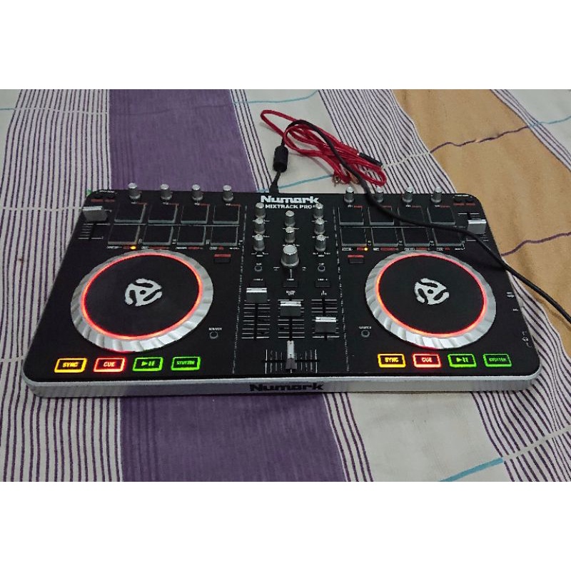 Alat DJ Controller Numark Mixtrack Pro 2