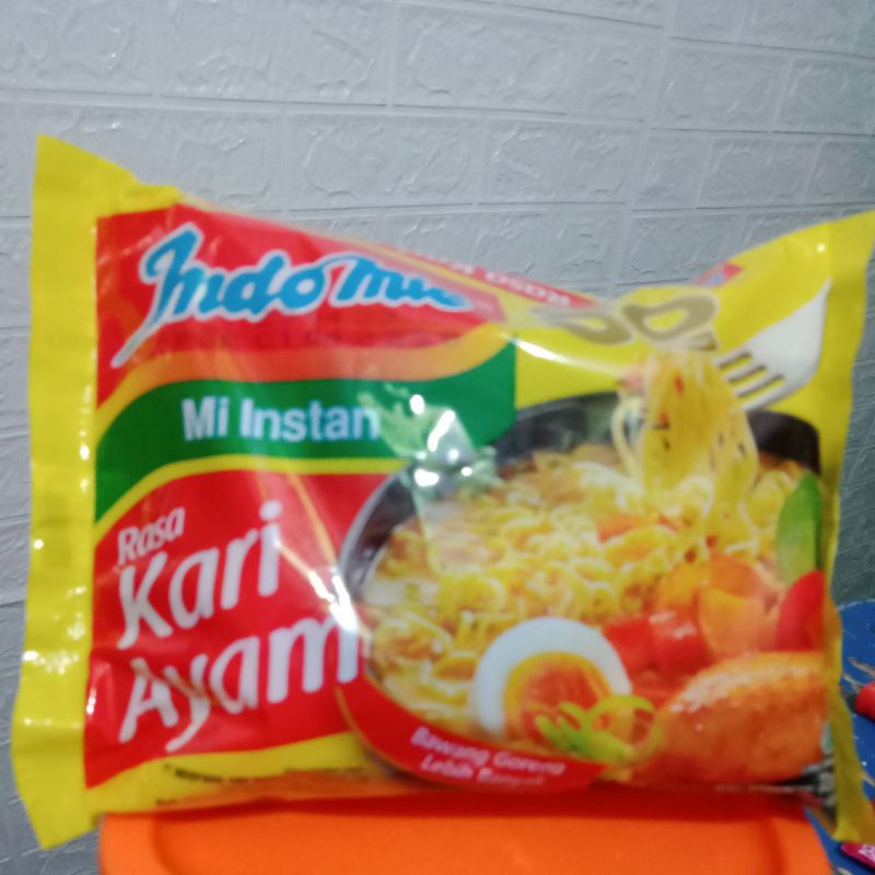 

indomie kari ayam