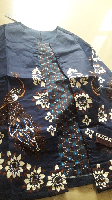 Maja - Long Busan Blouse Batik Wanita