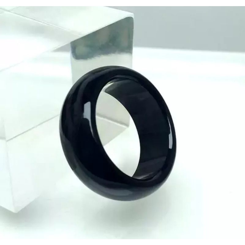 Cincin Titanium model oval warna hitam