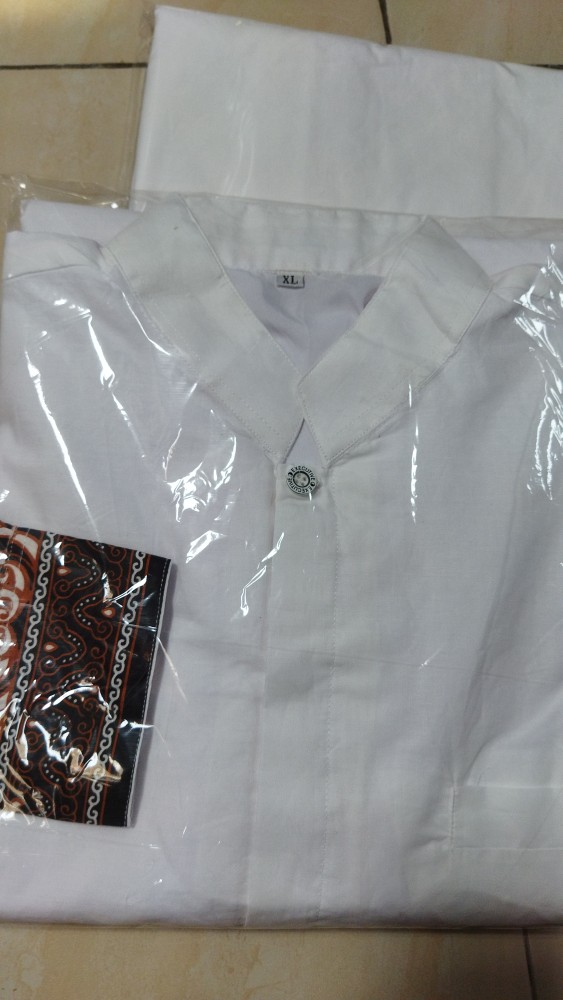 Batik Solo Setelan Sarung Koko Motif Tumpal Putih(free Gift)