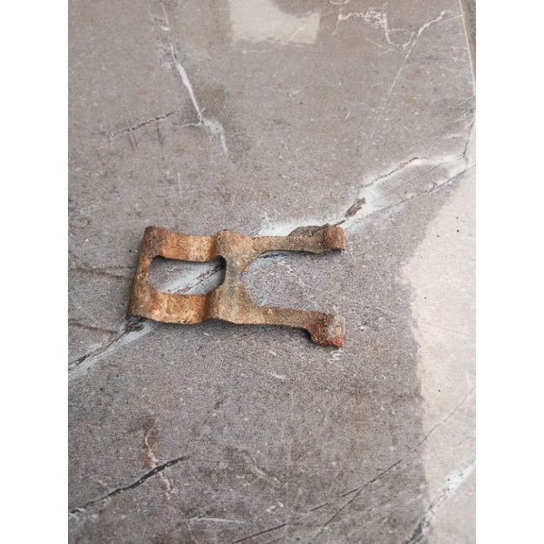 kancingan kunci tangki gl100 original