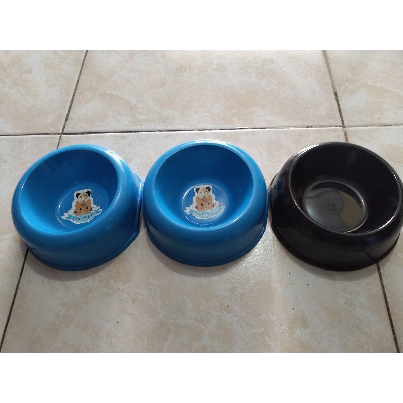 Tempat Makan Kucing Excel / Chiro / Pee-Wee