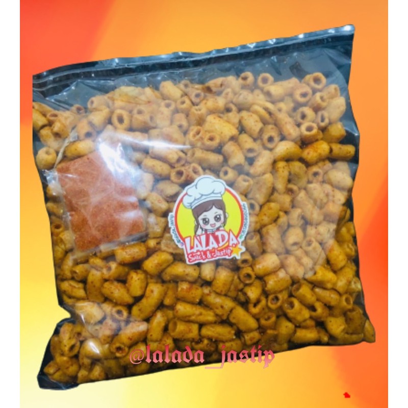 

snack makaroni bantet / cemilan / makaroni bantet / makaroni pedas / makaroni daun jeruk 1kg (uk pd gambar berat 500gr)