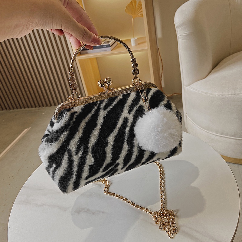 (2Pc Bisa 1Kg)GTBI998875735 New arrival !!! Tas Pesta  Tas Party Wanita Import Premium+Asesoris