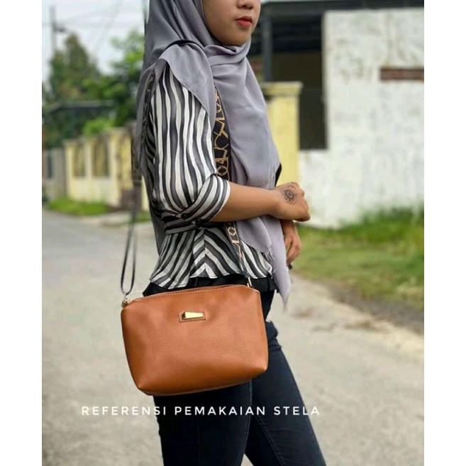 Tas kekinian wanita Stela