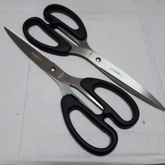 GUNTING BESAR ISI 6 PCS (185) emigo