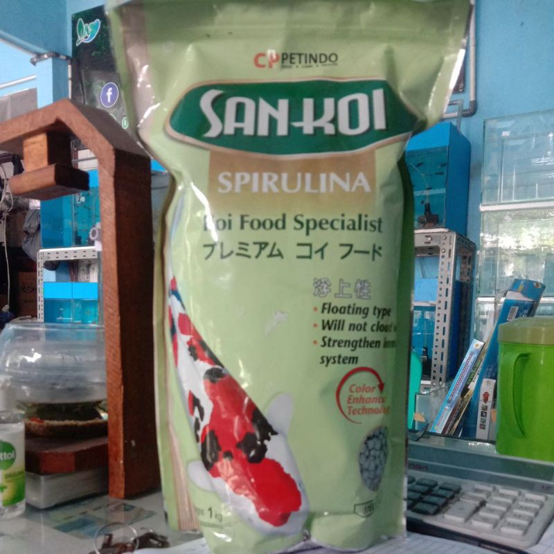 San Koi Spirulina pakan ikan koi warna