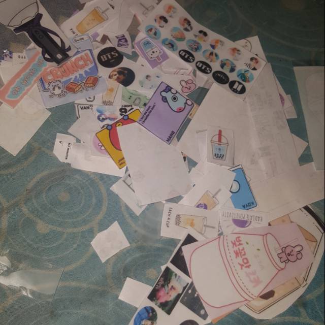 

Stiker | Bt21|boba|bts|camera