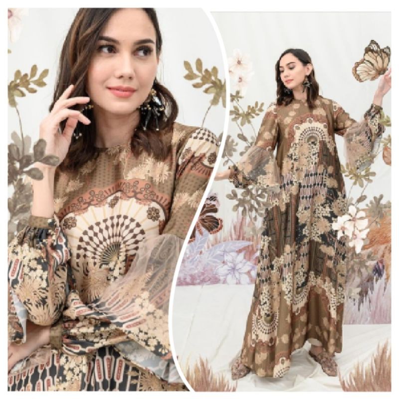 Nada Dress Wearing Klamby