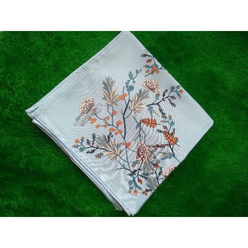 Hijab Segiempat Polysilk Umama, Olivia Silk, sisa brown