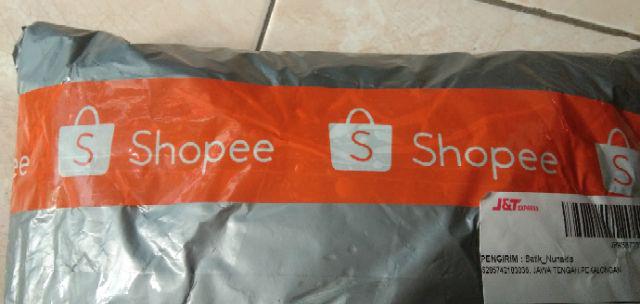 Batik Couple Keluarga Sania Ruffle Ori Ndoro Jowi Dnt Mataram