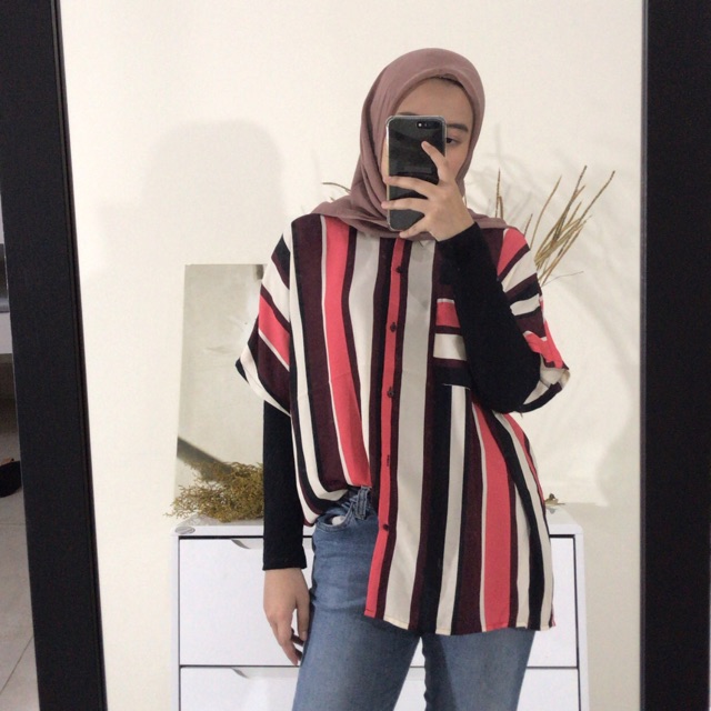 UnpeuFemme kemeja Croptee | Kemeja crop wanita