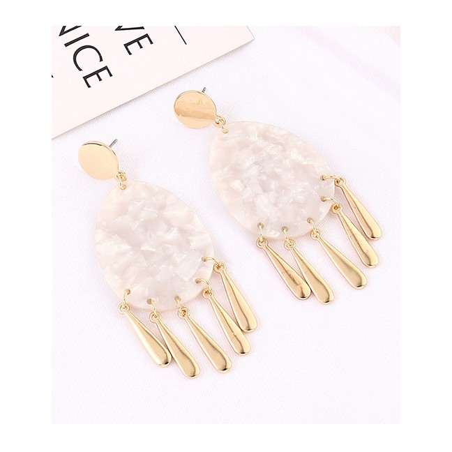 LRC Anting Tusuk Fashion Plated Gold Oval Earrings Y61386