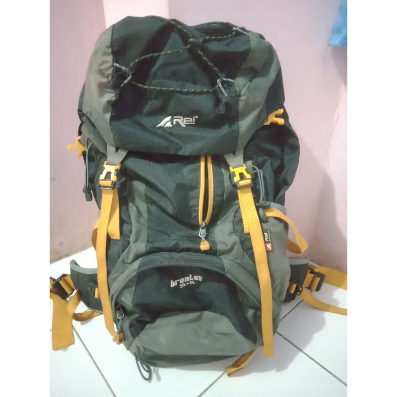 tas buat mendaki gunung/ tas gunung second mulus seperti baru merk Rei