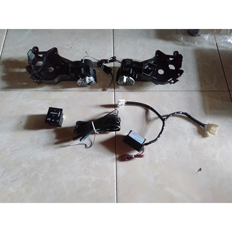 motor spion lipat innova