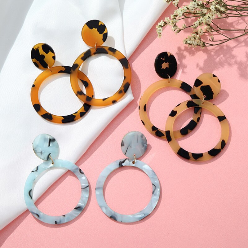 Anting Bentuk Bulat Motif Leopard Bahan Akrilik Resin Gaya Vintage Untuk Wanita