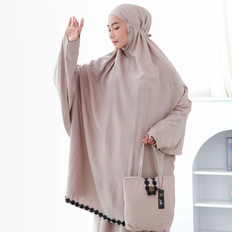 Mukena Hadramaut Potongan Berlengan