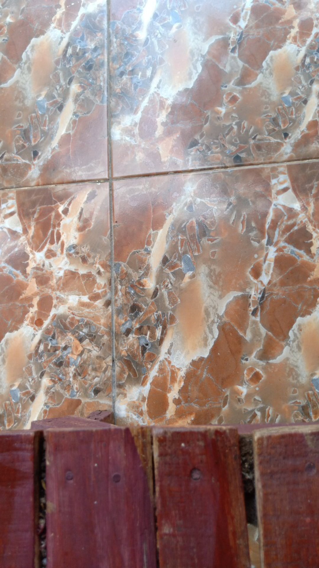 Tissue Handuk Mini Permen Travelling Liburan Kompress Towel Portable