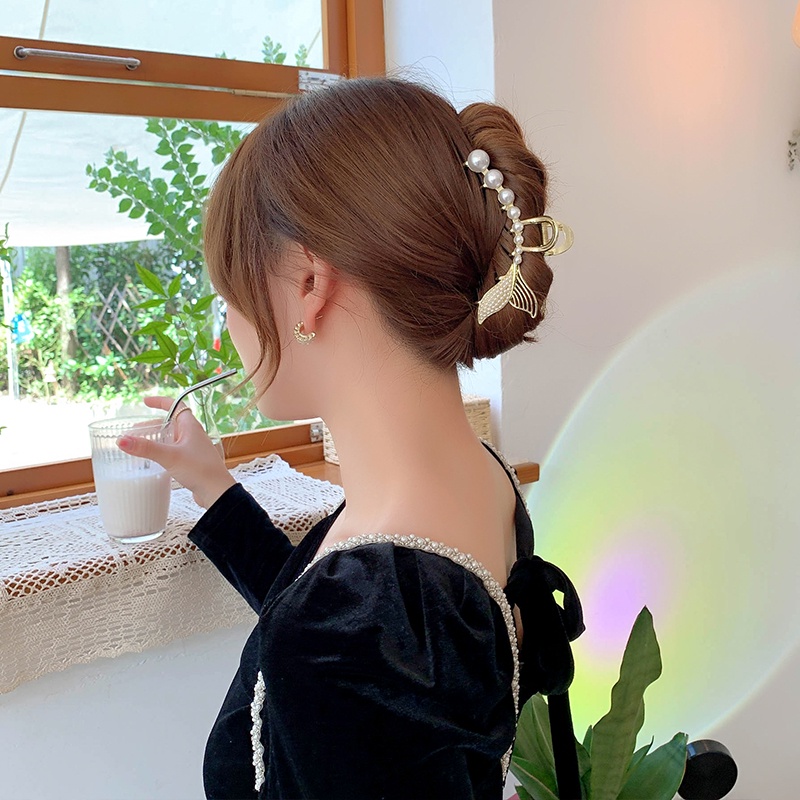 Korean Pearl Fishtail Claw Clips Fashion Metal Hair Clip Temperament Hair Clamps Women Hair Accessories