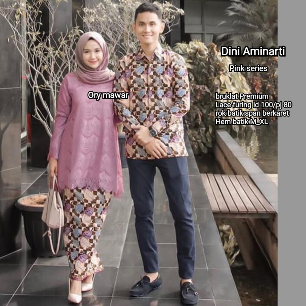 64 Model Baju Batik Nia Ramadhani HD Terbaik