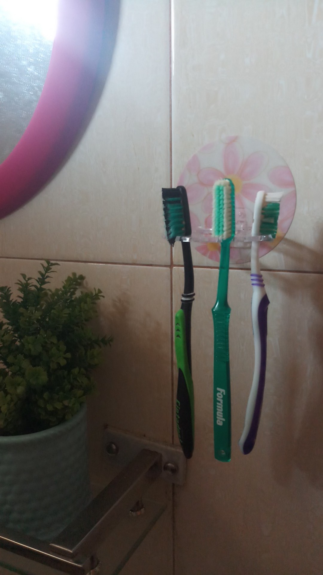 Tooth Brush Holder - Gantungan Tempat Sikat Gigi Odol Holder Sikat Gigi - Hanger Odol Tempel Dinding