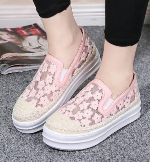 Sepatu wanita import tipe 717