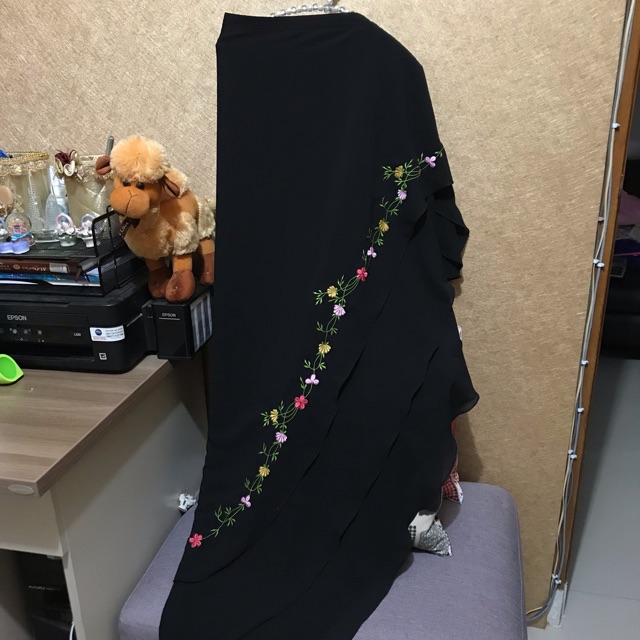 Preloved Bordir Branded Khimar 3 Tingkat Layer Rampel Motif Polos Ceruti Bunga Flower Dingin Hijab
