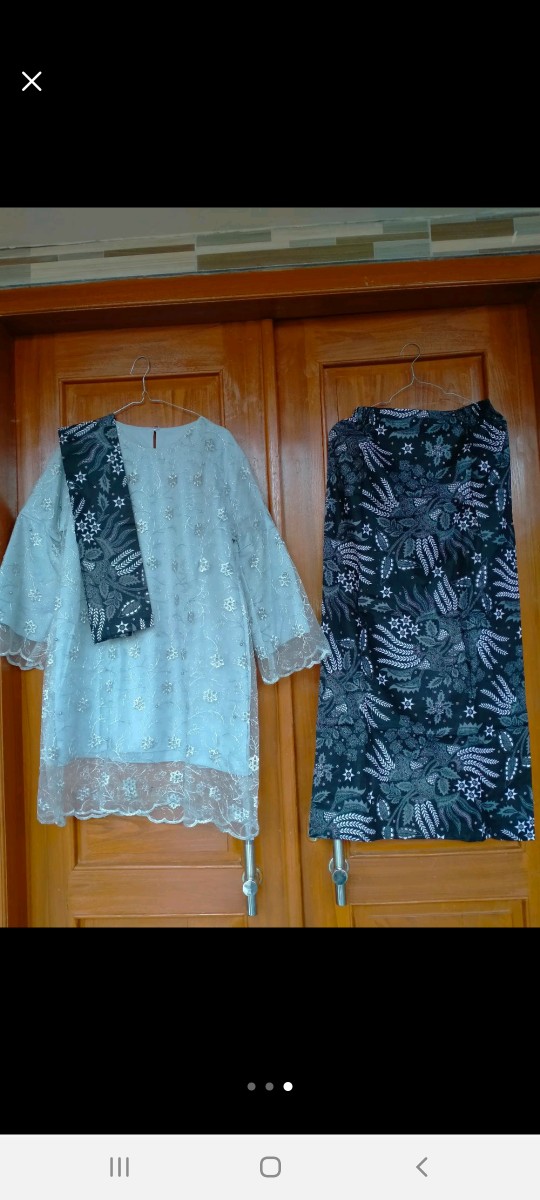 Maura Couple - Sania Ruffle Batik Couple Ori Ndoro Jowi Dnt Garansi Termurah Shopee - Nuna Silver