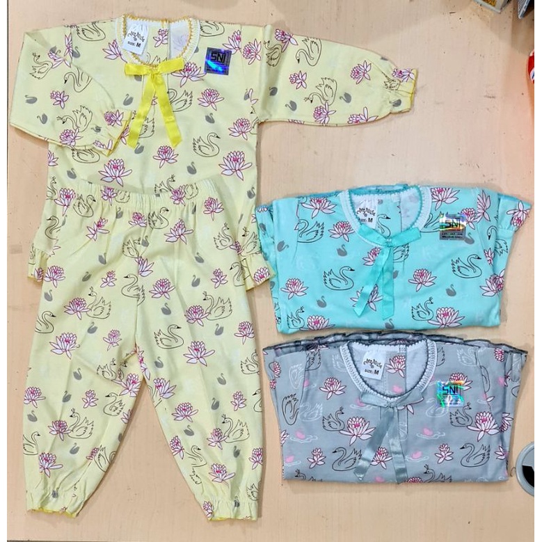 piyama chery house/ girls size M-L   2-4