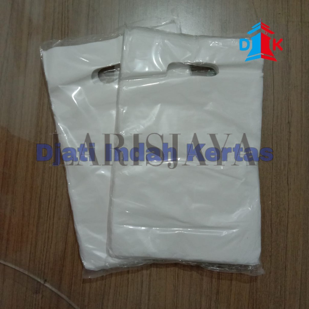 

Termurah!!!- Tas Olshop PUTIH 20 x 32 POLOS Tebal isi 100 lembar Shopping Bag