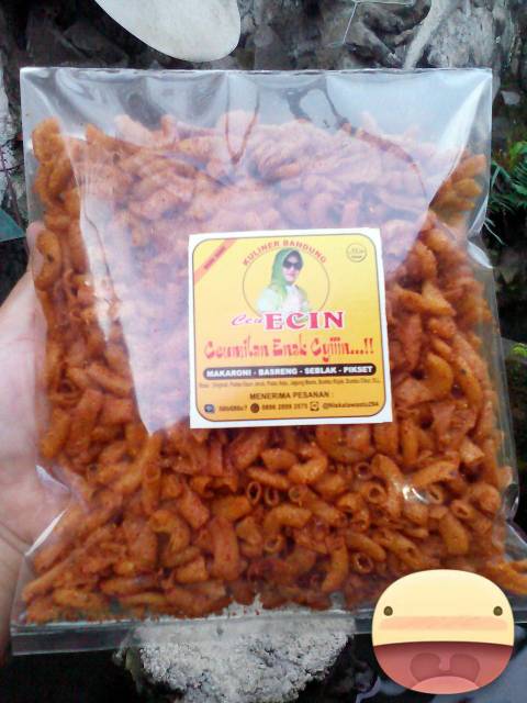 Makaroni , basreng , seblak kering aneka rasa &amp; pikset 1 kg