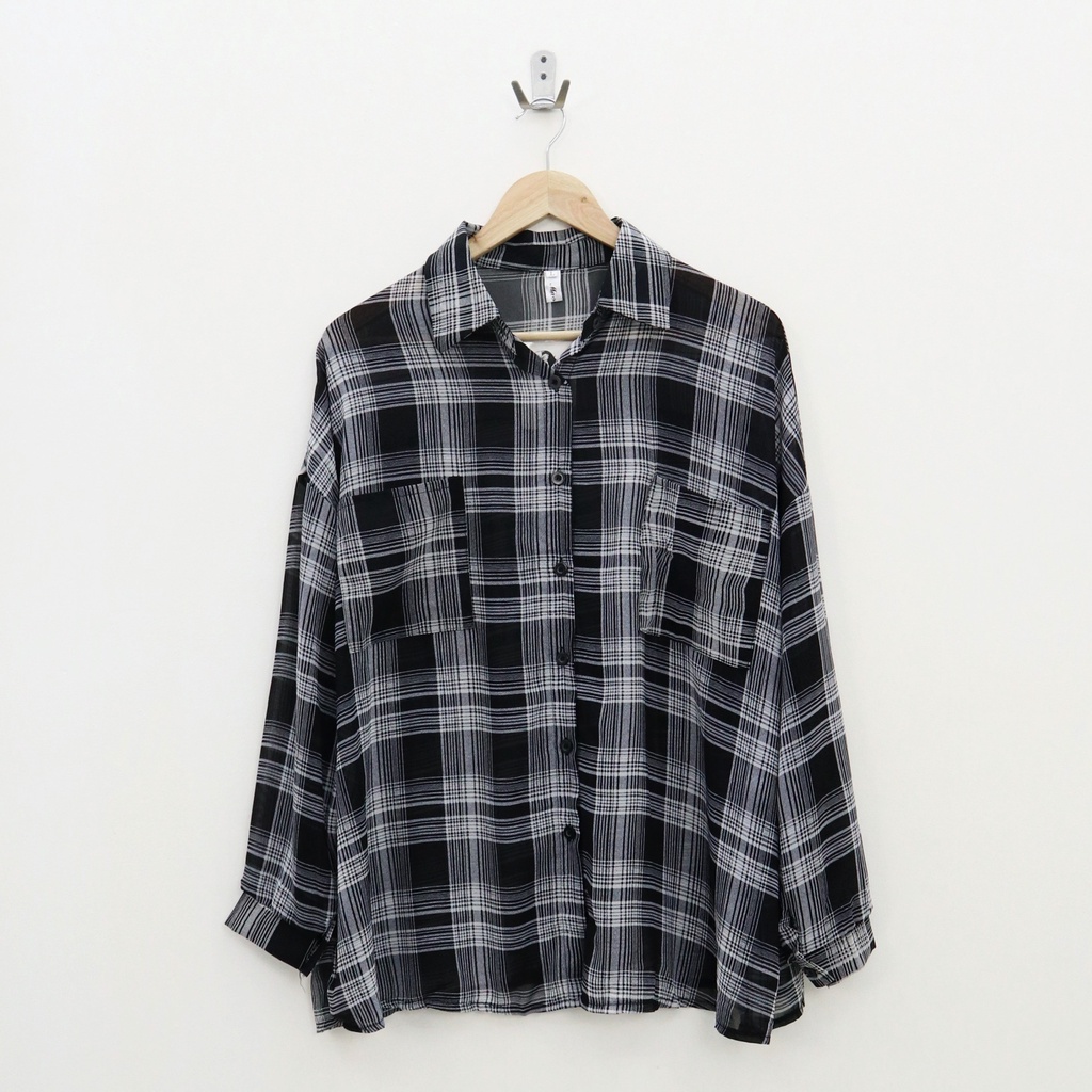 Bevira flanel hem top -Thejanclothes