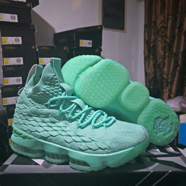 lebron 15 mint green