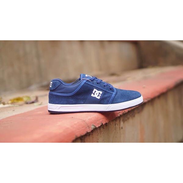Sepatu Dc  skate sepatu sneakers pria