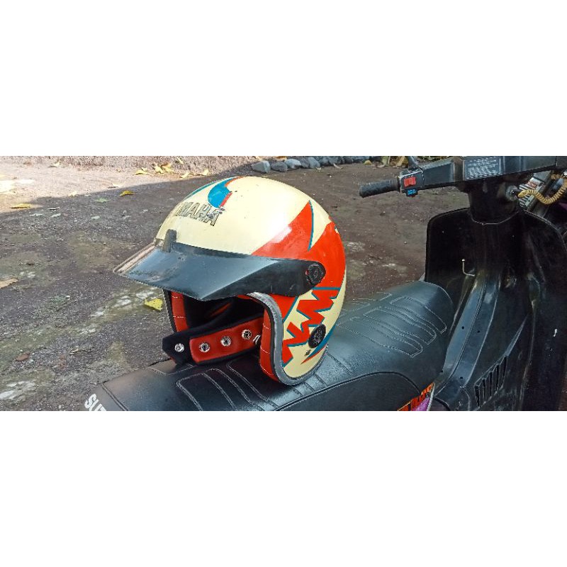 helm Yamaha lawas helm jadul yamaha