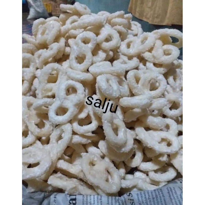 

Salju ~ Kue 88 Putih