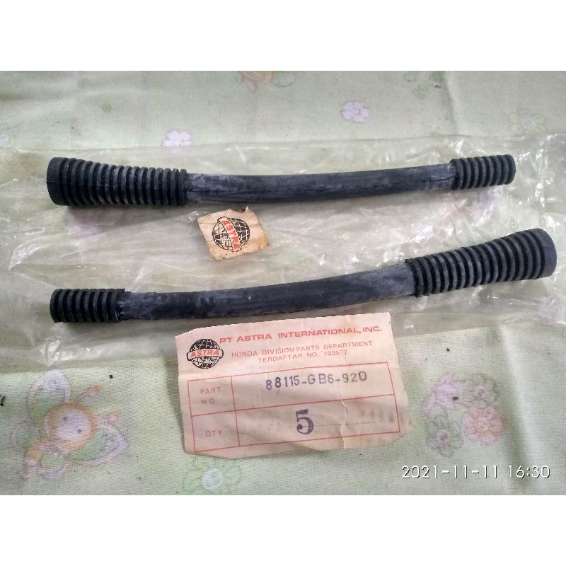 Cover Karet Gagang Spion Back Mirror Honda Astrea 800 C700 C800 original 88115Gb6920