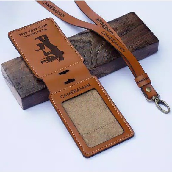 

Gantungan Id Card Holder Kulit Name Tag Kulit Custom Nama Dan Logo