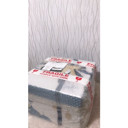 

Bubblewrap untuk orderan hampers