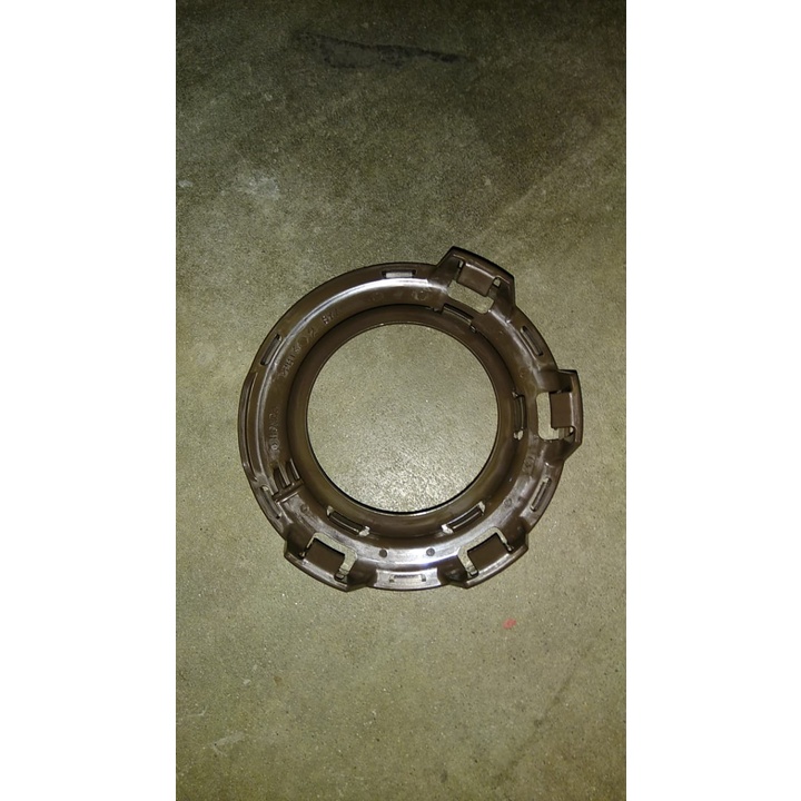 BRECKET / DUDUKAN SHOCK ABSORBER DEPAN 51402SYY003 HONDA MOBILIO 2015-2016