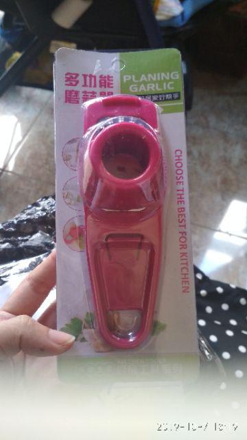 Parutan Bawang Penghalus Bumbu (mini Onion Slicer)