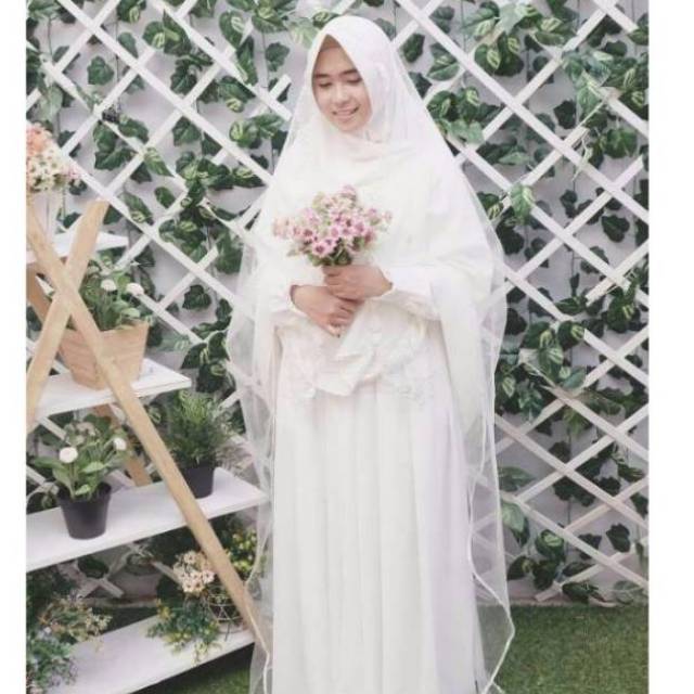 Baju gamis akad nikah simple