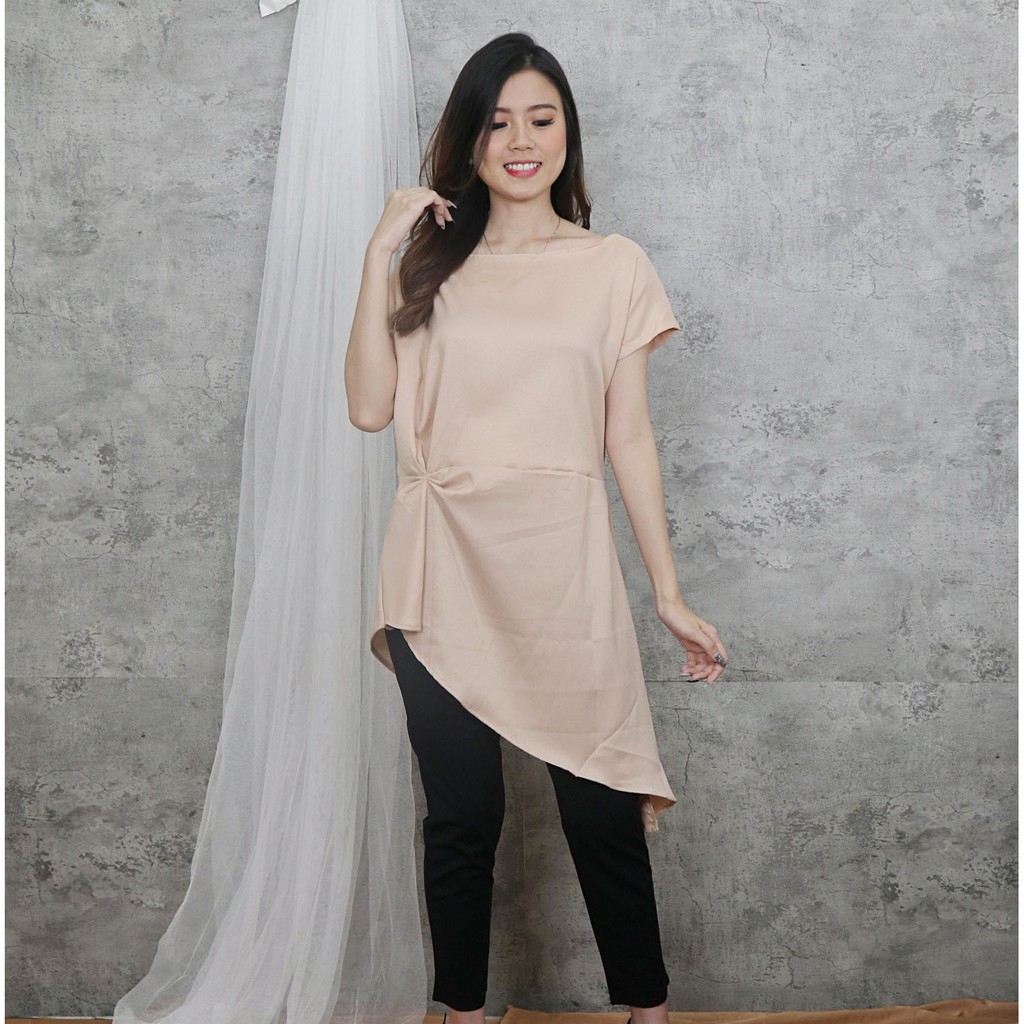 Nika top creme -Thejanclothes