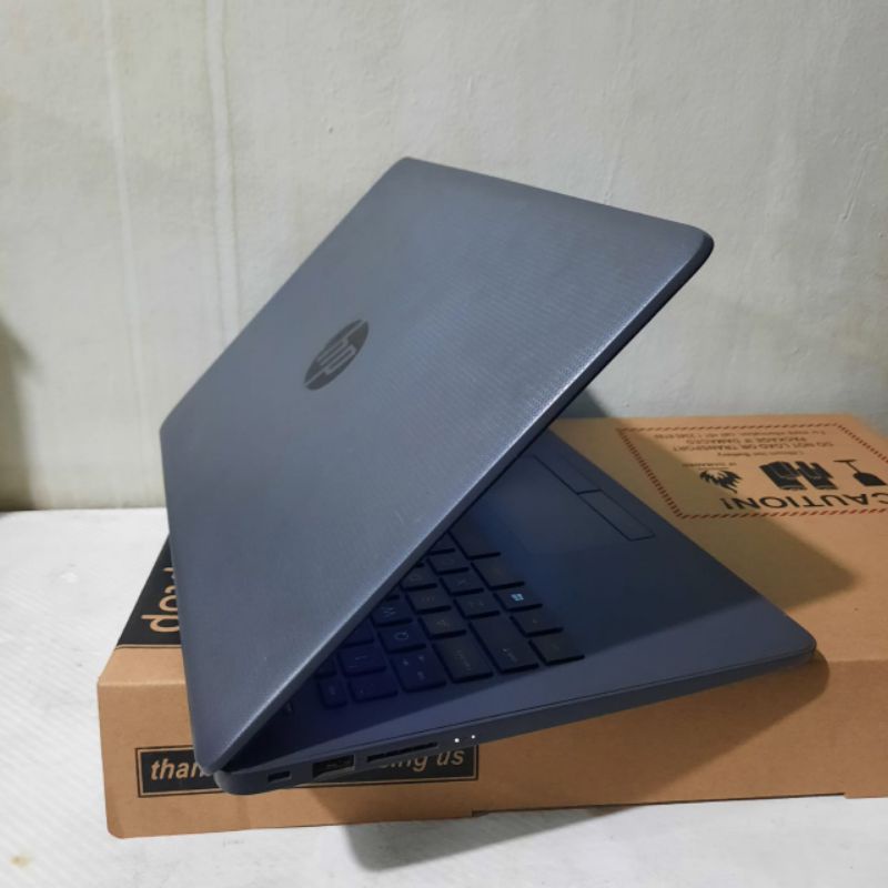 Laptop HP 240 G7 Core i3-7020U Gen 7th Ram 4GB/HDD 1TB Hd Graphics 620 Windows 10 Seri