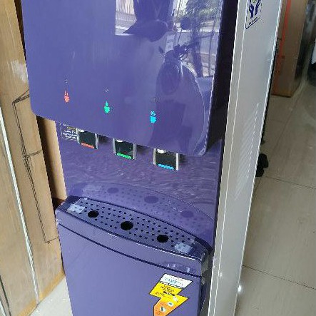 Dispenser galon bawah Polytron PWC 778