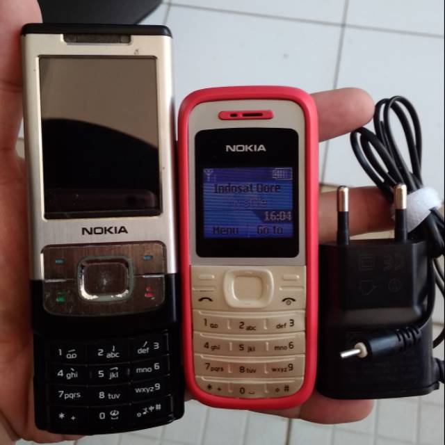 Nokia 1208 - Gratis HP Nokia 6500s - Second / Bekas