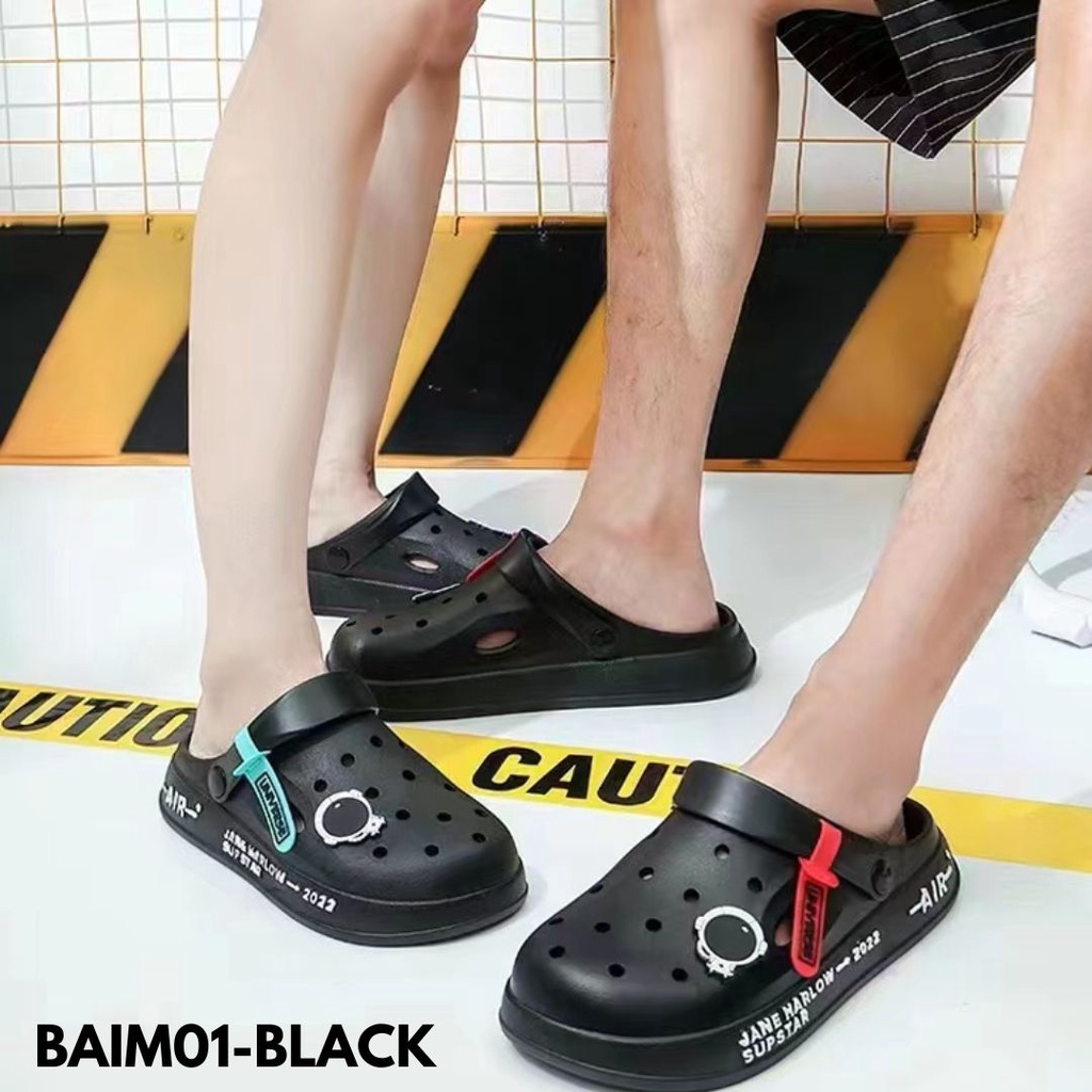 SANDAL BAIM PASANGAN BLACK WHITE MOTIF ASTRONOT KECE BANGET BAHAN RUBBER IMPORT BAIM01