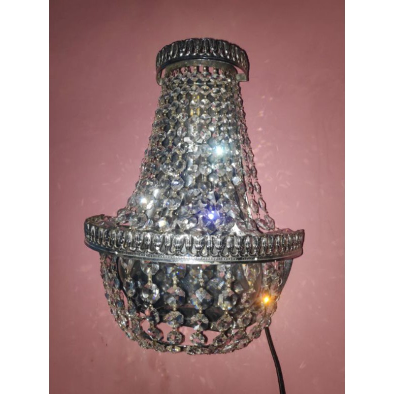 lampu kristal hias dinding